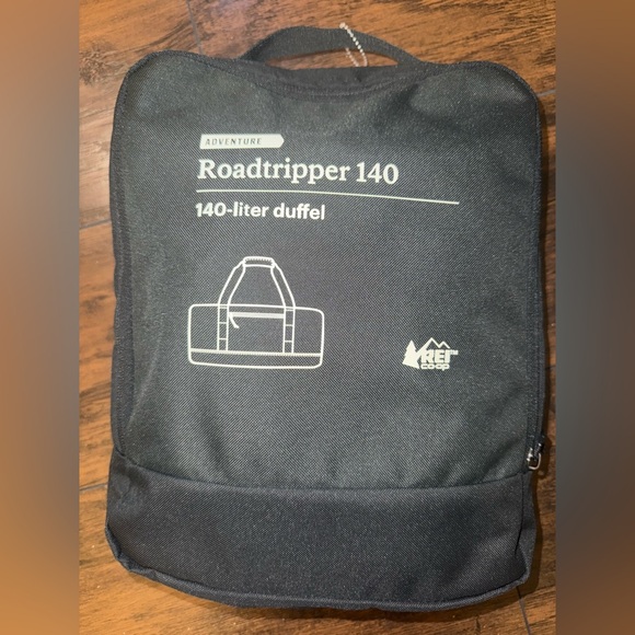 REI Black Roadtripper 140 Duffel Bag - Picture 2 of 4